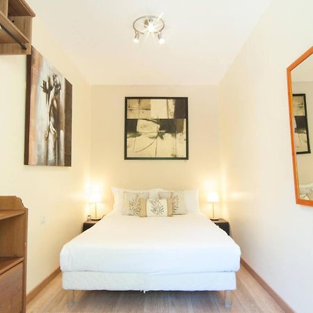 Elegant Apt W/2 Terraces/Mins To Beach & Shops Antibes Exterior photo